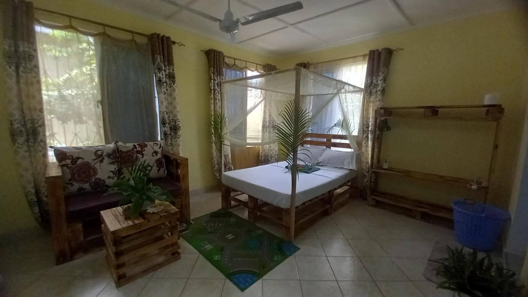מומבסה Mount Zion Guest House, Mtwapa Mtomondoni מראה חיצוני תמונה