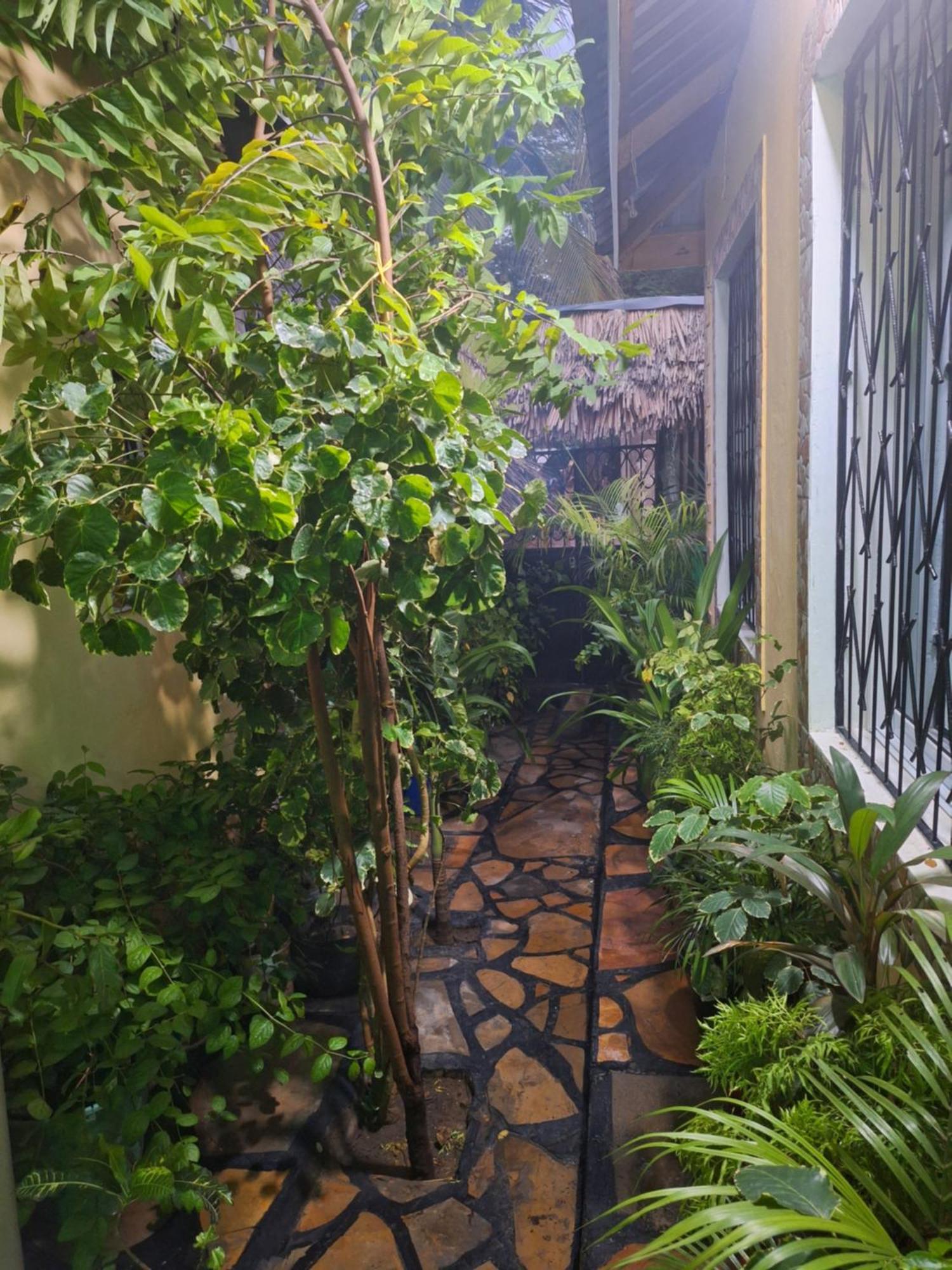 מומבסה Mount Zion Guest House, Mtwapa Mtomondoni מראה חיצוני תמונה